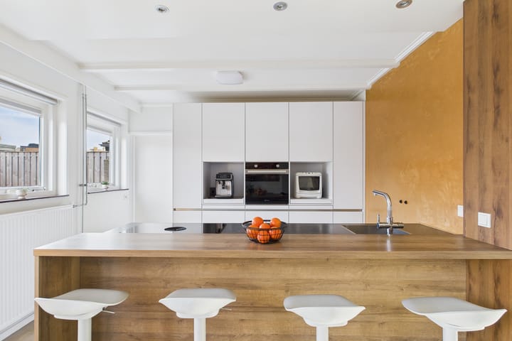 Photo 13 of van Middelhovenstraat 49