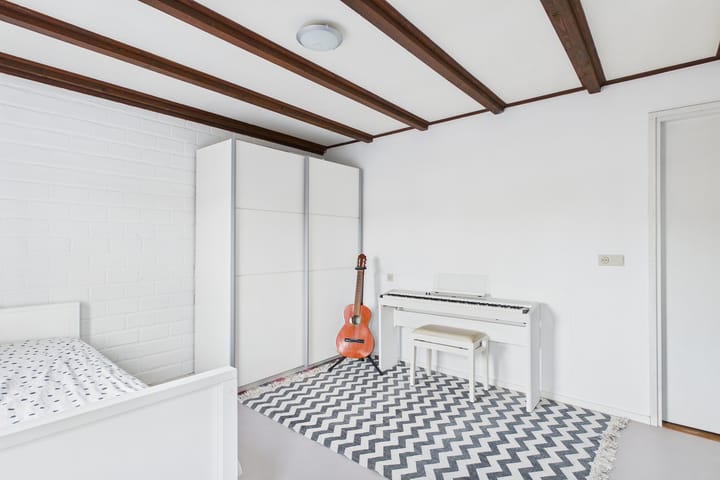 Photo 27 of van Middelhovenstraat 49