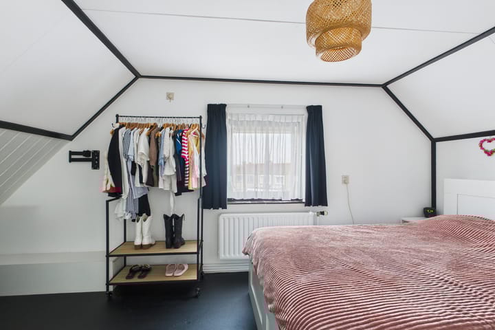 Photo 35 of van Middelhovenstraat 49