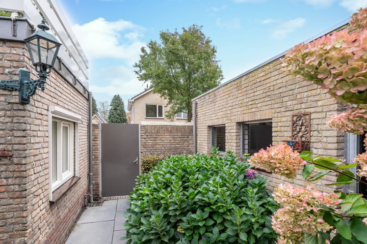 Photo 43 of De Elders 10