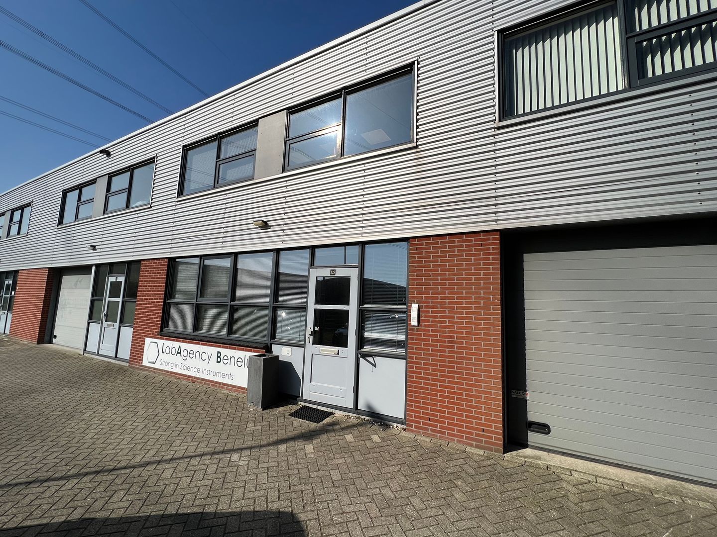 Bekijk foto 1 van Jade 228