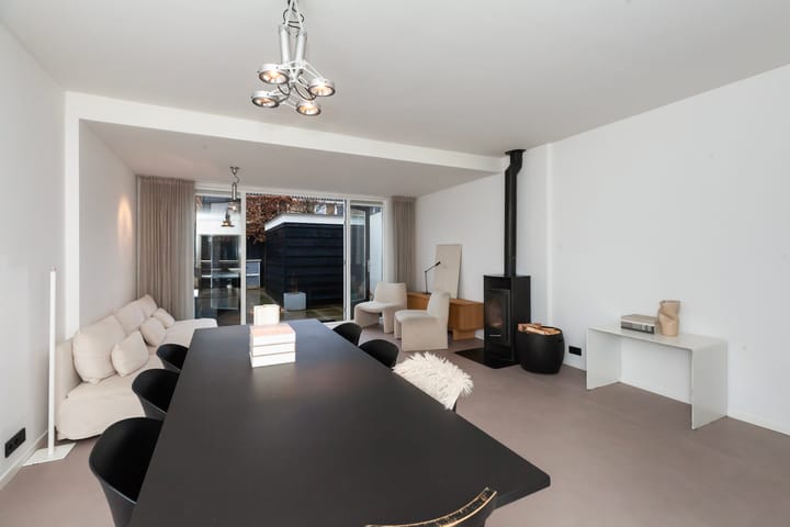 Foto 10 van Van der Leestraat 15