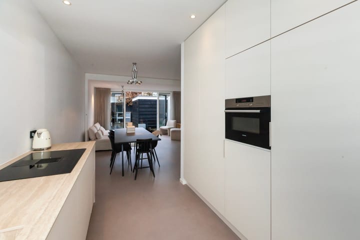 Foto 12 van Van der Leestraat 15