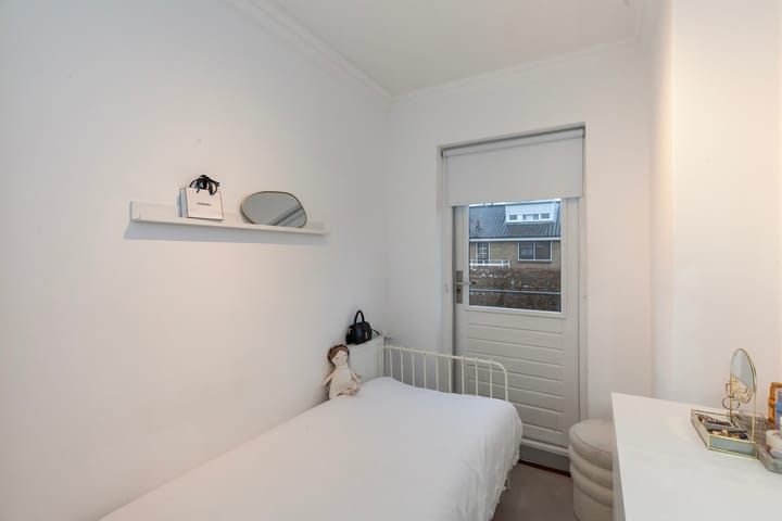 Foto 21 van Van der Leestraat 15