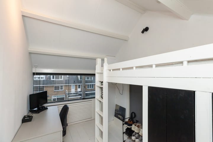 Foto 30 van Van der Leestraat 15