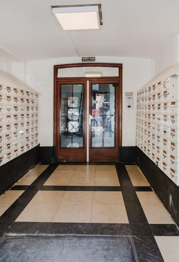 Photo 18 of Korte Geuzenstraat 311