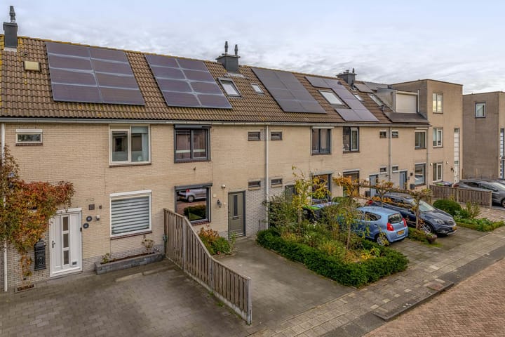 Foto 8 van Amazonestraat 17