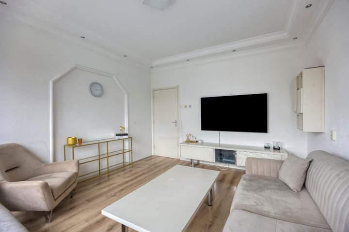 Foto 5 van Lou Jansenplein 55-2