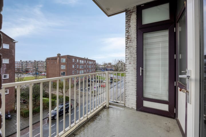 Foto 11 van Lou Jansenplein 55-2