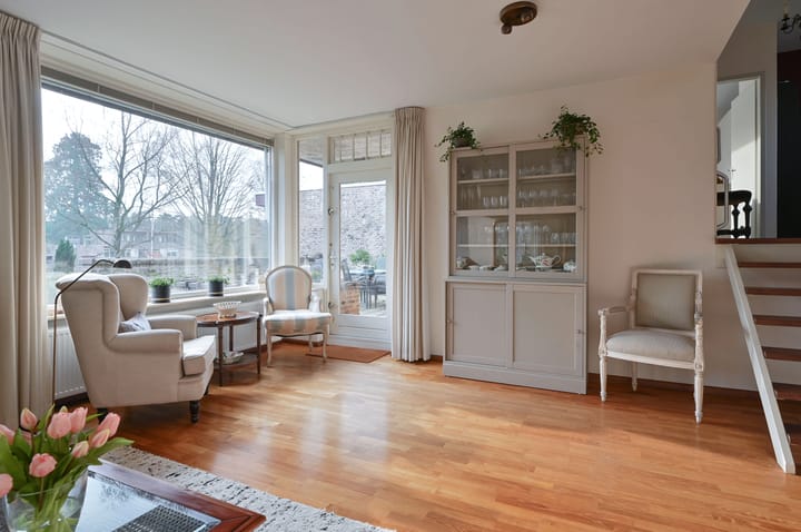 Foto 8 van Uytenbosch 17