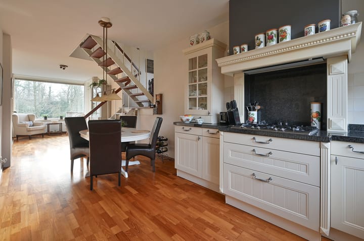 Foto 11 van Uytenbosch 17