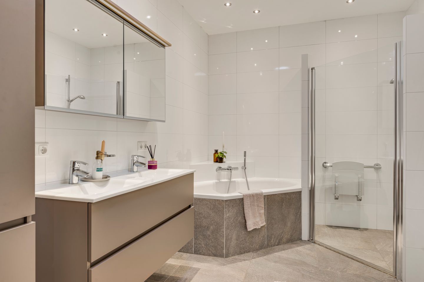 Foto 5 van 't Hagelkruis 64