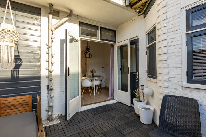 Foto 18 van Helper Westsingel 16-4