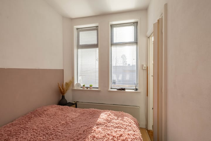 Foto 27 van Helper Westsingel 16-4