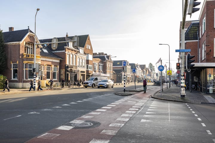 Foto 29 van Helper Westsingel 16-4