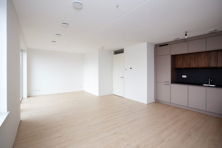 Foto 4 van Albertina Sisulupad 188