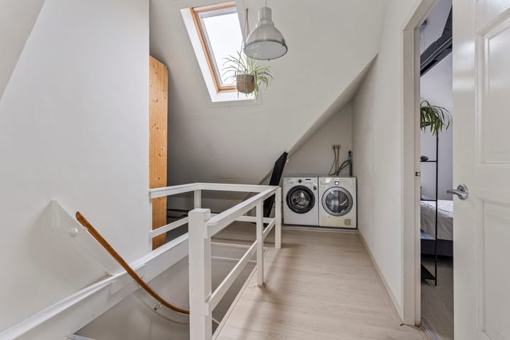 Foto 24 van Brederostraat 83