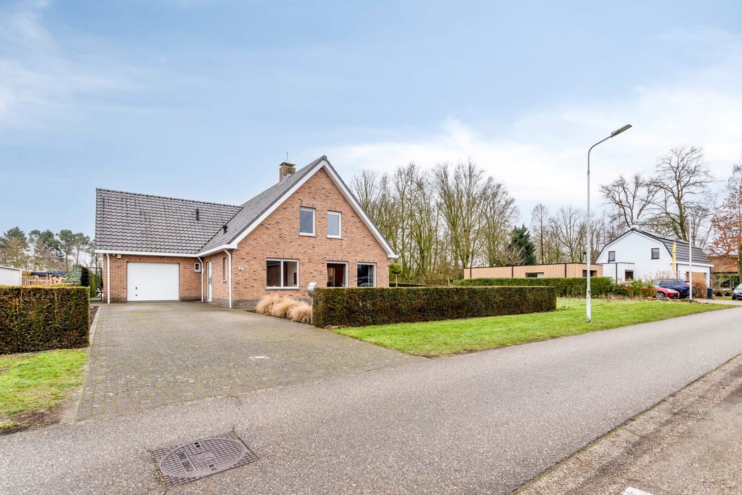 Photo 2 of Schooldreef 1-B