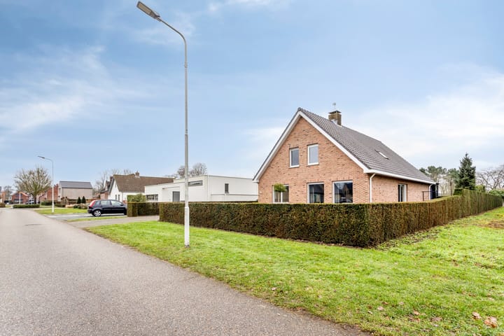 Photo 3 of Schooldreef 1-B