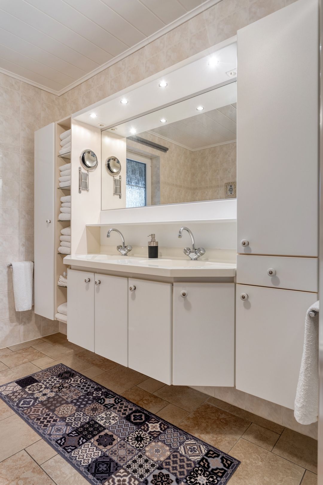 Photo 22 of Schooldreef 1-B