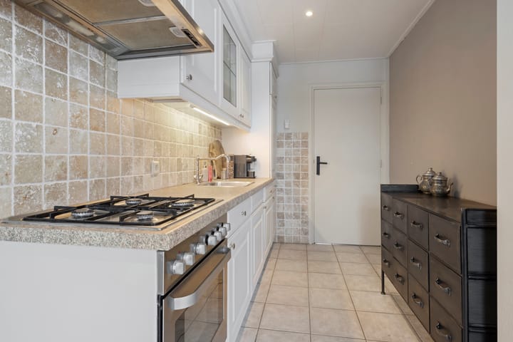 Photo 13 of A. M. de Jongstraat 1