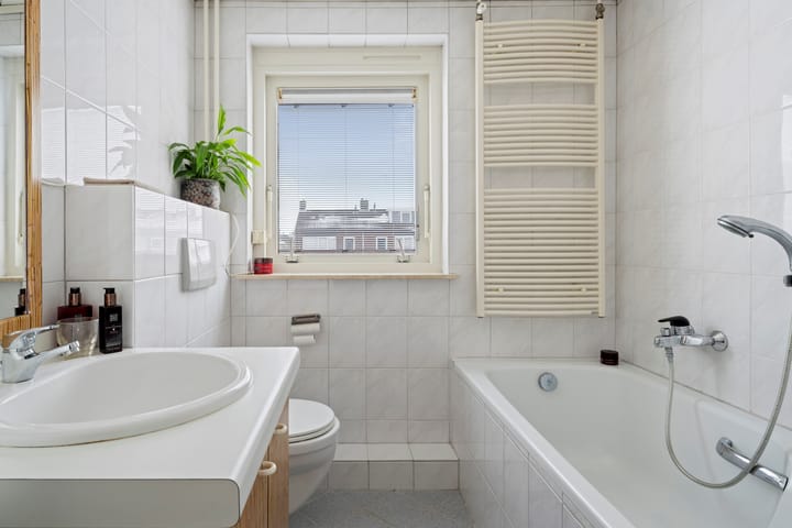 Photo 25 of A. M. de Jongstraat 1