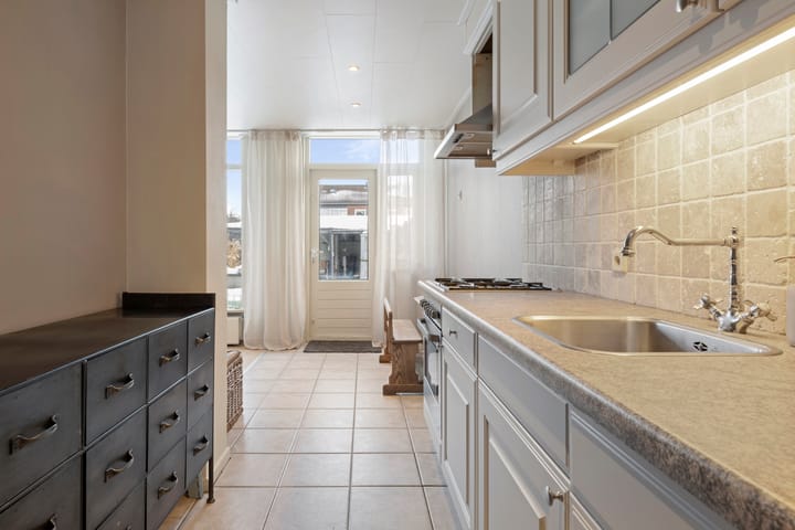 Photo 15 of A. M. de Jongstraat 1