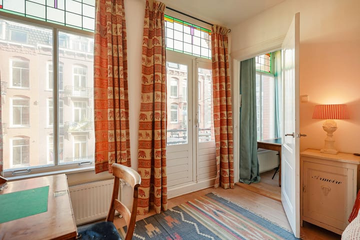 Foto 27 van Tweede Van der Helststraat 26-2