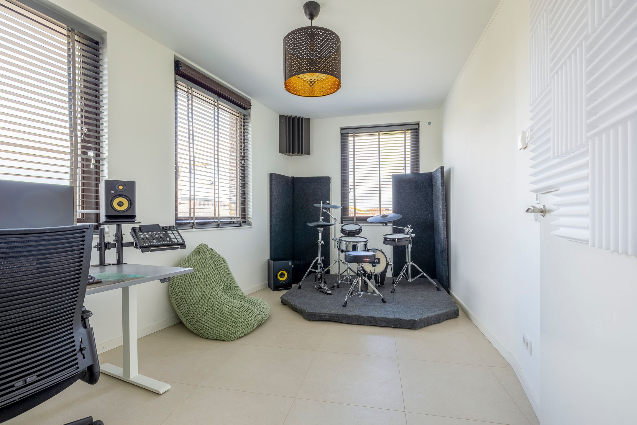 Foto 42 van Laurierweg 144