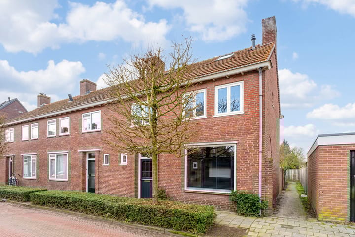 Foto 42 van Pastoor de Witstraat 5