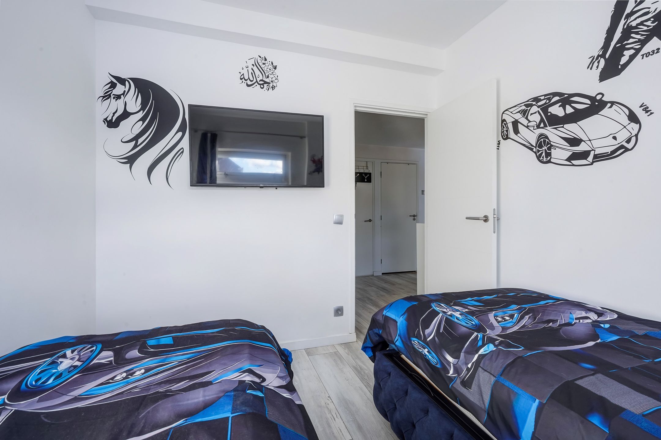 Photo 36 of Minister Aalberselaan 114