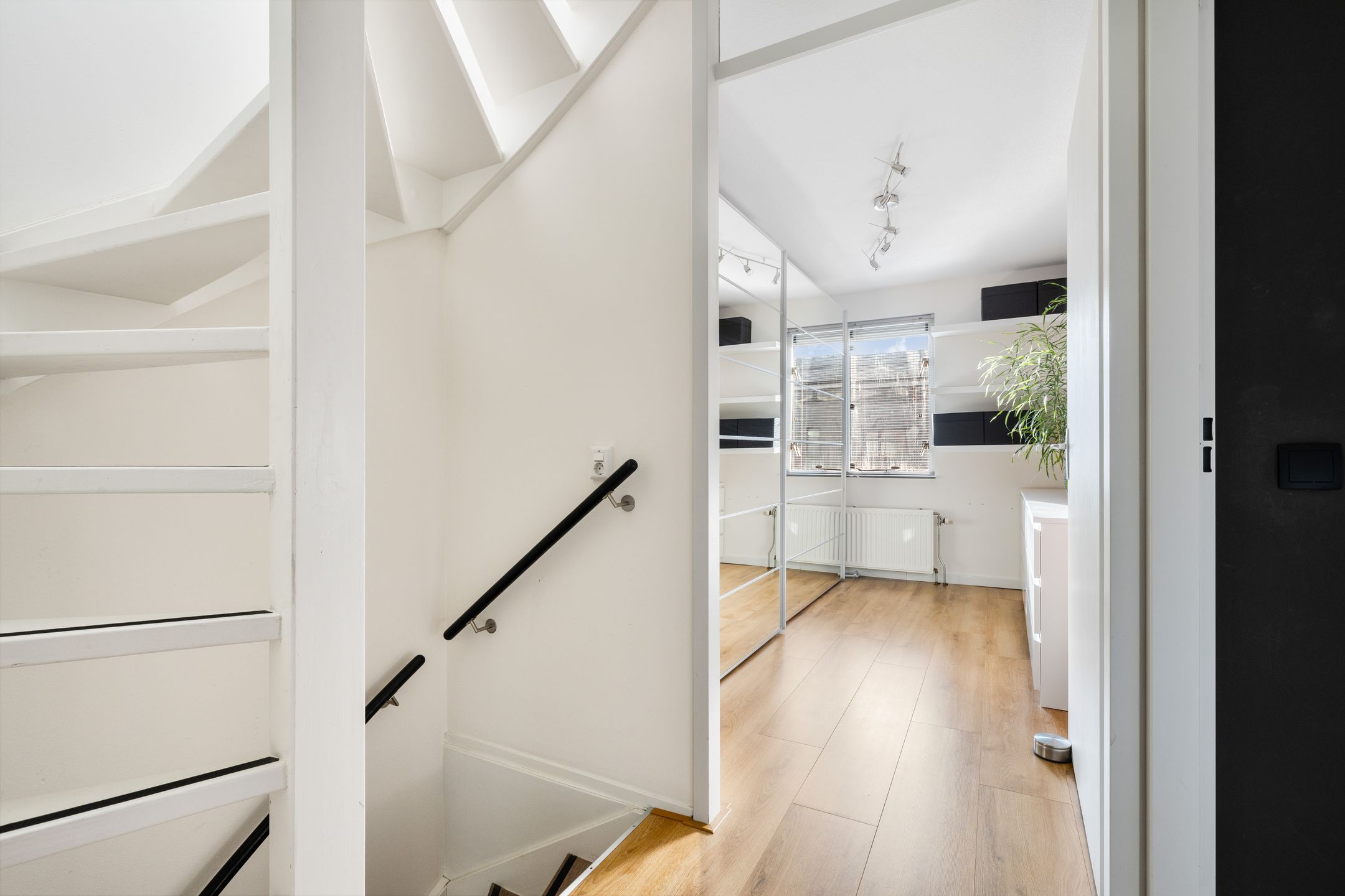 Photo 24 of Leo Gestelstraat 52