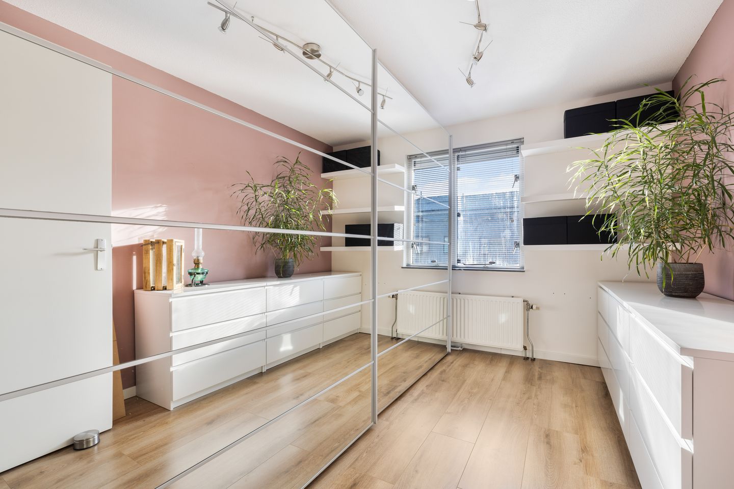 Photo 25 of Leo Gestelstraat 52