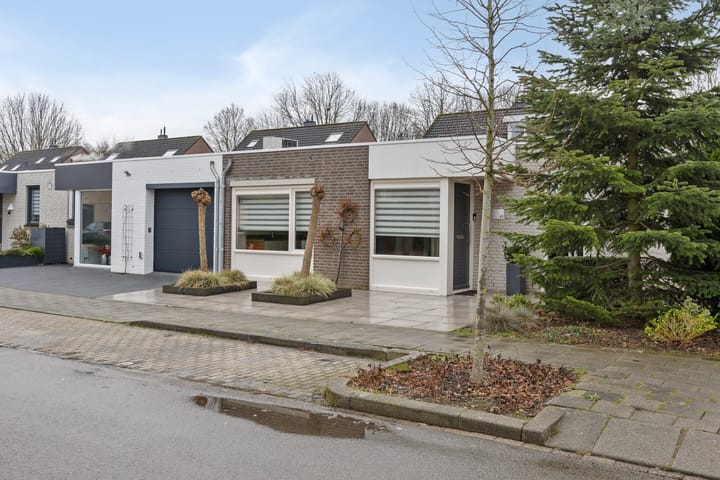 Foto 4 van Praaglaan 69