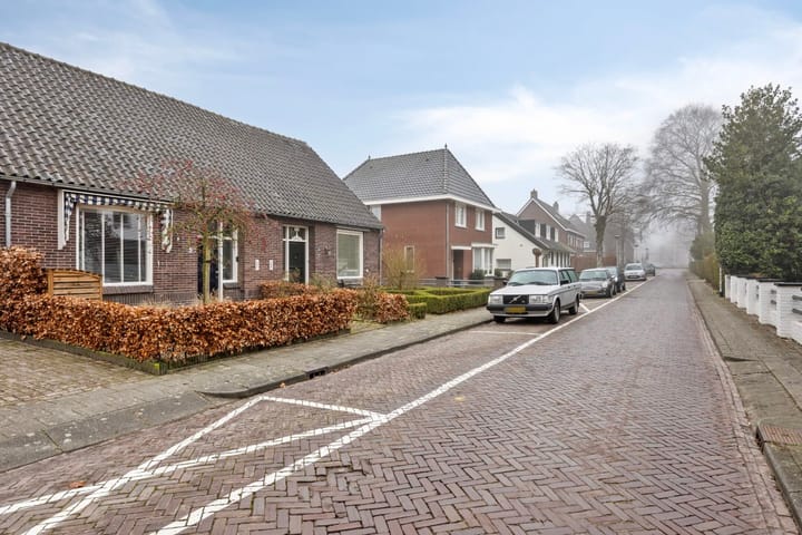 Foto 47 van Brakenstraat 34