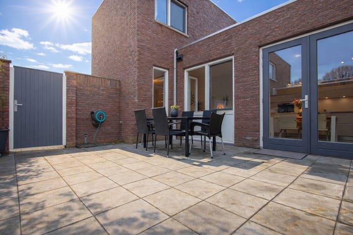 Photo 23 of Vinkenstraat 94