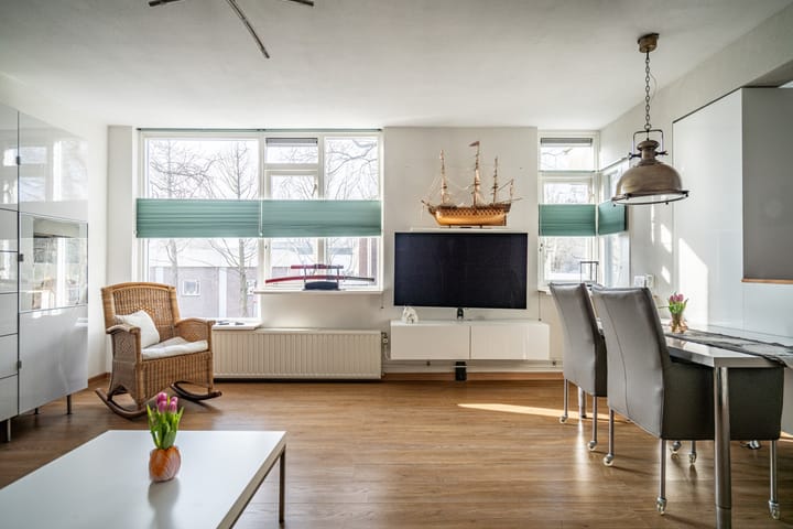 Photo 3 of Zwaluwweg 49