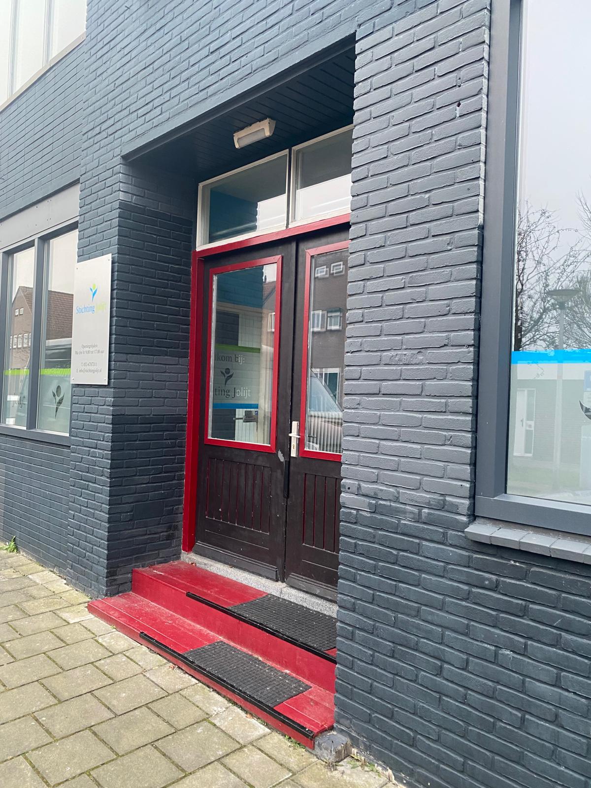 View photo 4 of Puttenkampstraat 1