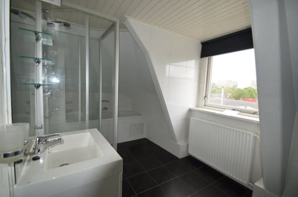 Photo 5 of Dracht 28