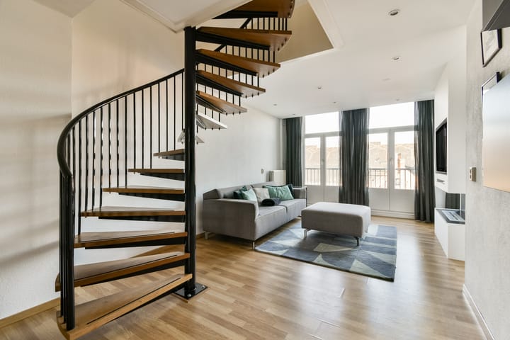 Photo 4 of Haarlemmerweg 127-3