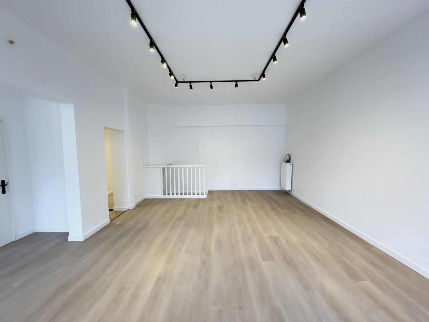 Bekijk foto 4 van Goudsbloemlaan 148