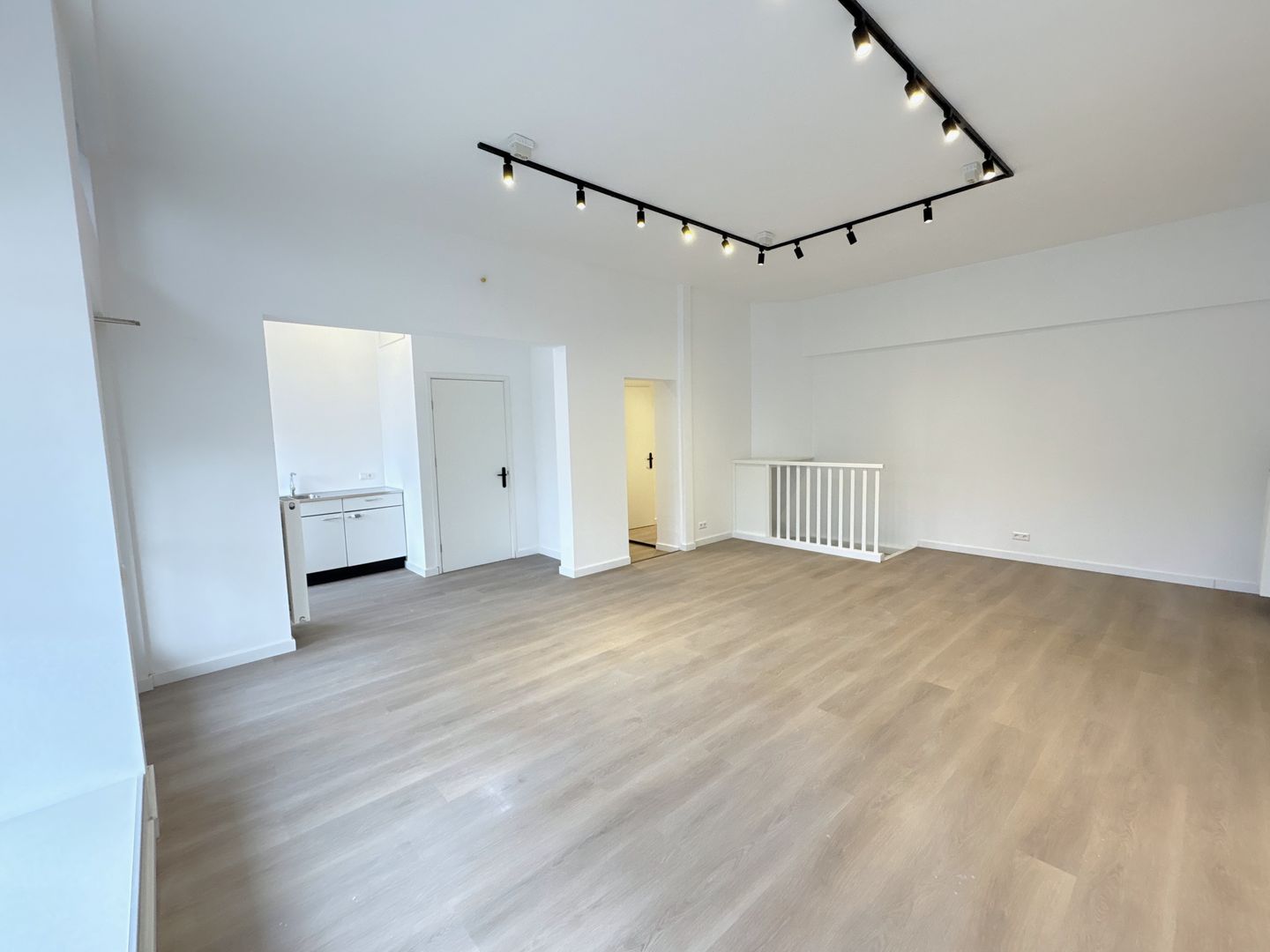 Bekijk foto 5 van Goudsbloemlaan 148