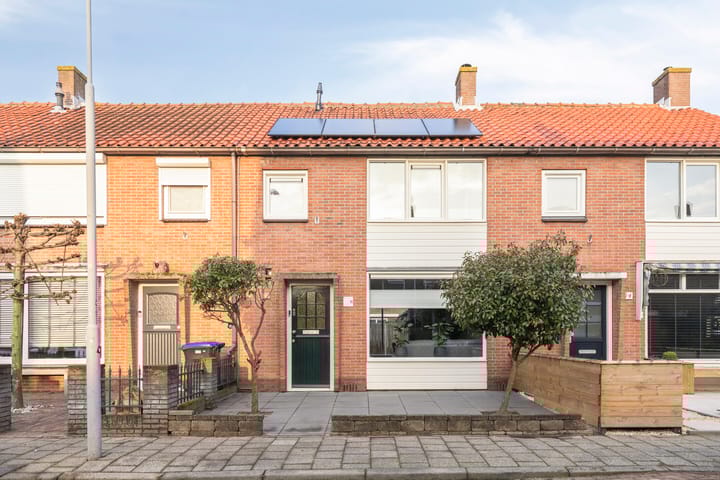 Photo 1 of Jacob van Oostzanenstraat 16