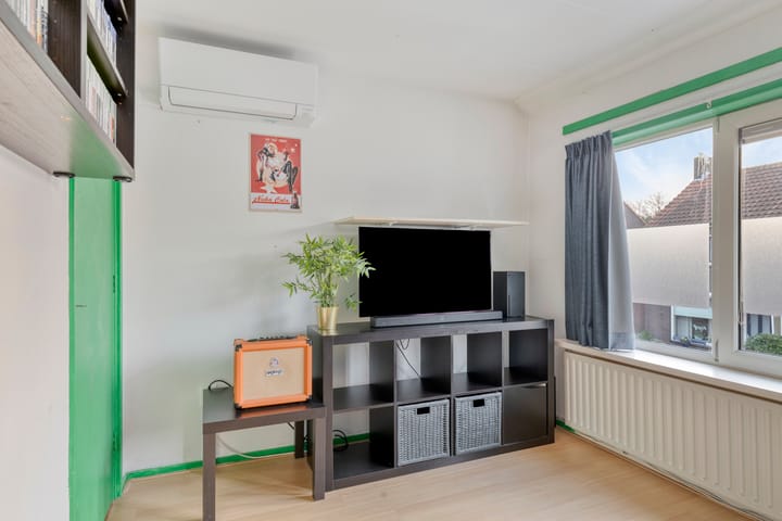 Photo 21 of Jacob van Oostzanenstraat 16