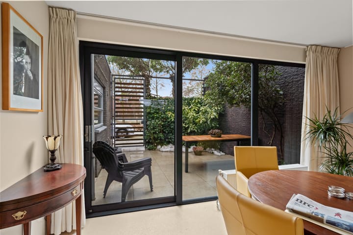 Foto 23 van Van Leuffenpad 17