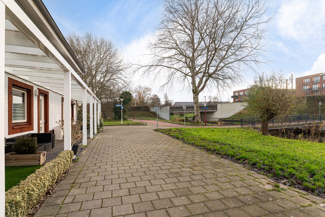 Photo 7 of Frank Sinatrarode 3