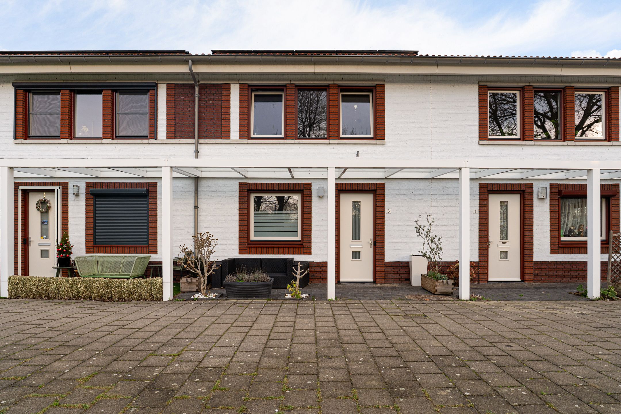 Photo 12 of Frank Sinatrarode 3