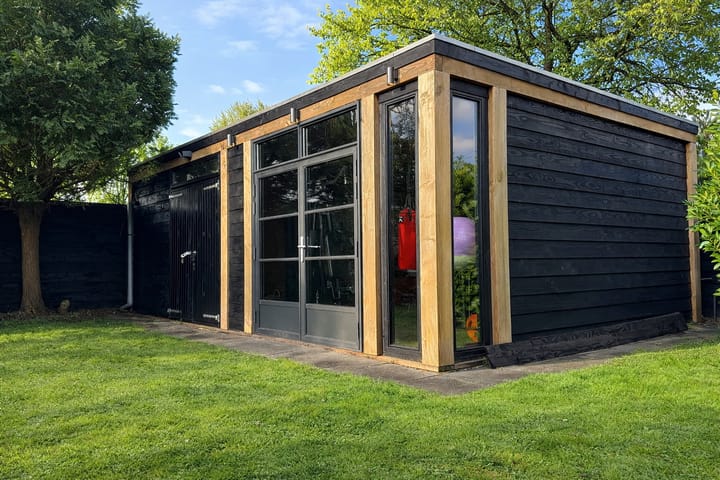 Photo 39 of Zuster Claassenhof 21