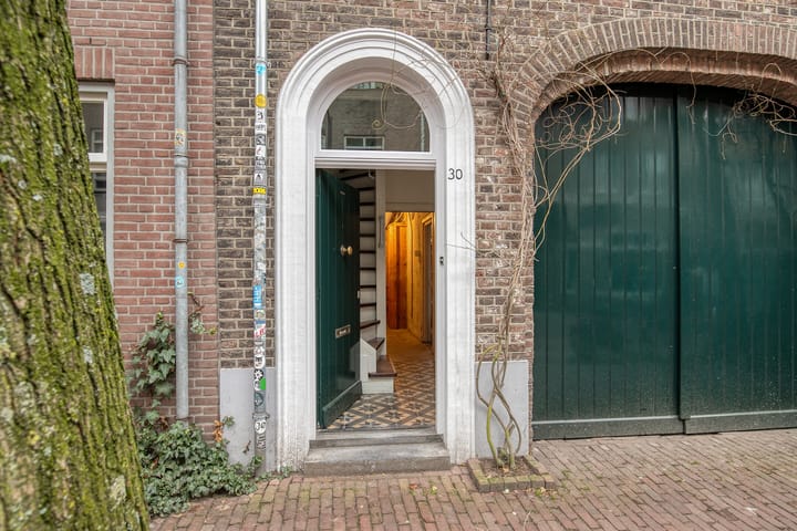 Photo 3 of Bergstraat 30