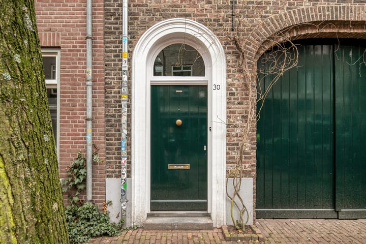 Photo 2 of Bergstraat 30